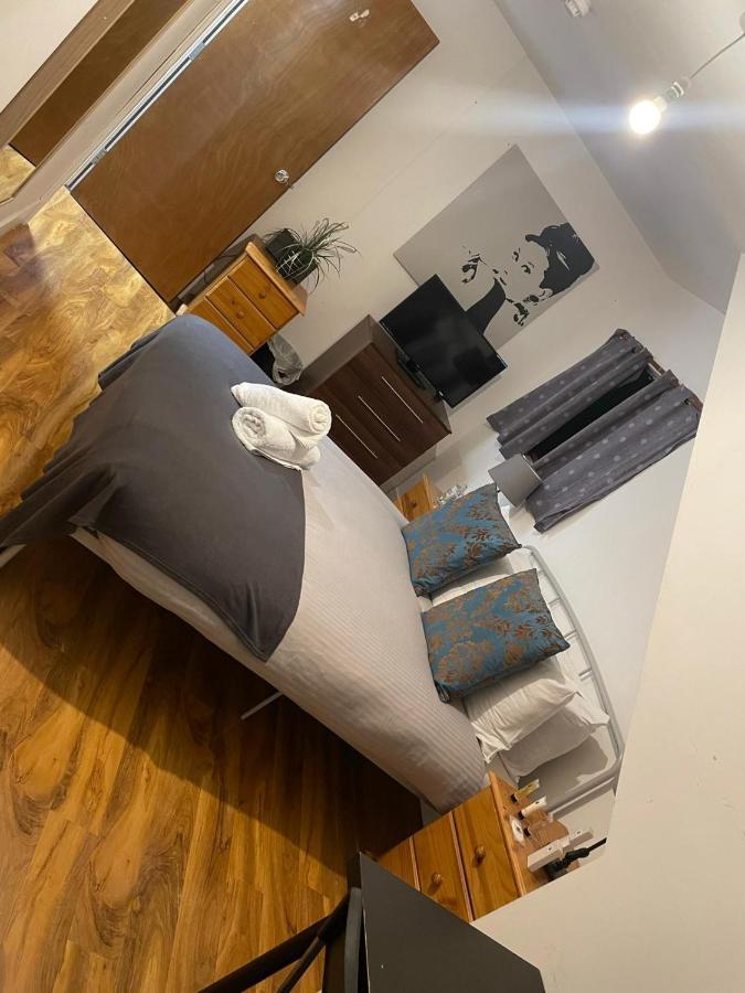 Sw16 Norbury Guesthouse Λονδίνο Εξωτερικό φωτογραφία